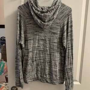 Lightweight hooded jersey.